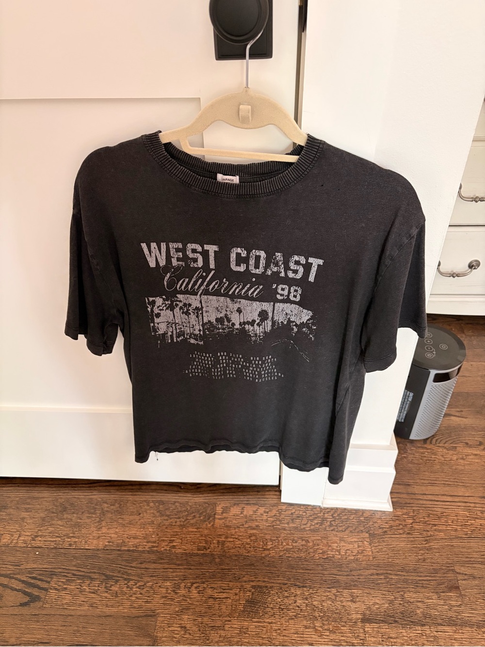 Garage Black Graphic Cropped Tee